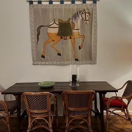 San Lorenzo Suite In Exclusive Building Genoa