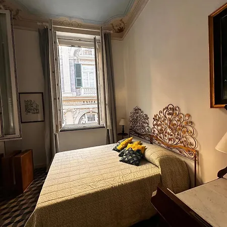 San Lorenzo Suite In Exclusive Building Genoa